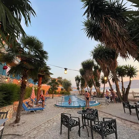 Blue Dream Holiday Hotel 3*