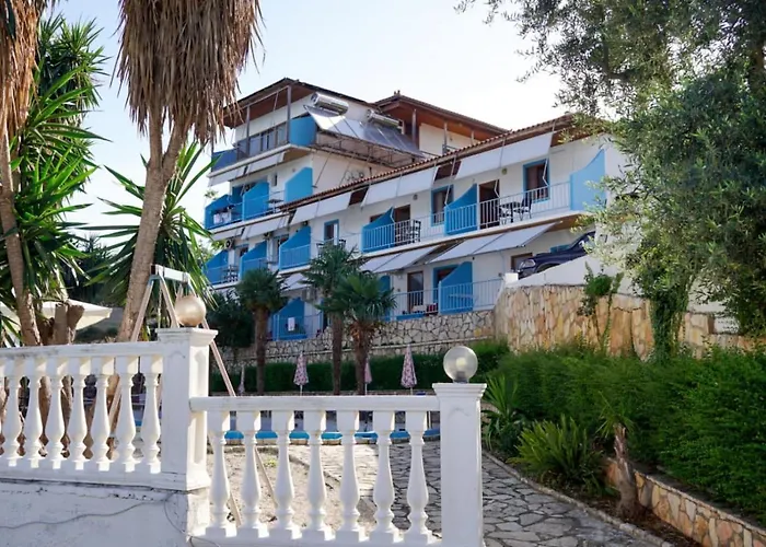 Blue Dream Holiday 3*