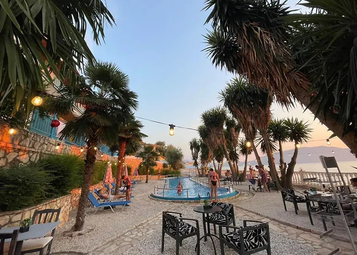 Blue Dream Holiday فندق 3*