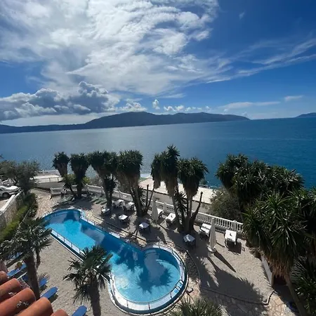 Blue Dream Holiday 3* Vlorë